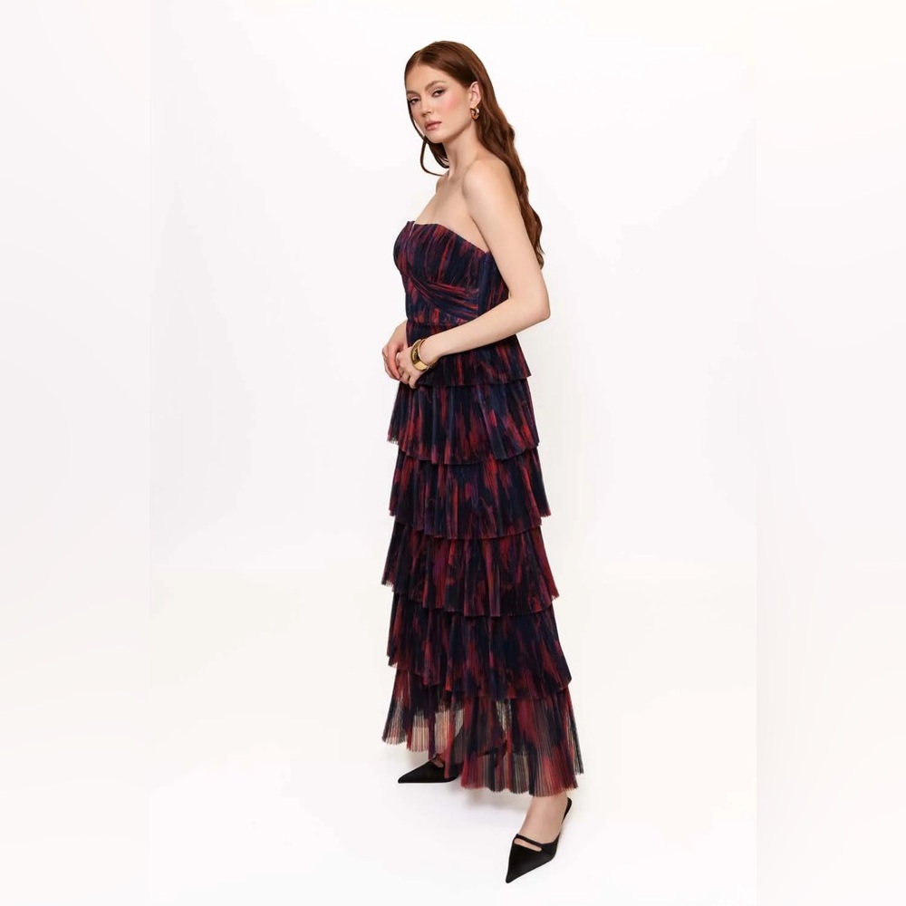 Hutch Simi Strapless Multi-Tiered Tulle Gown - Picture 3 of 5
